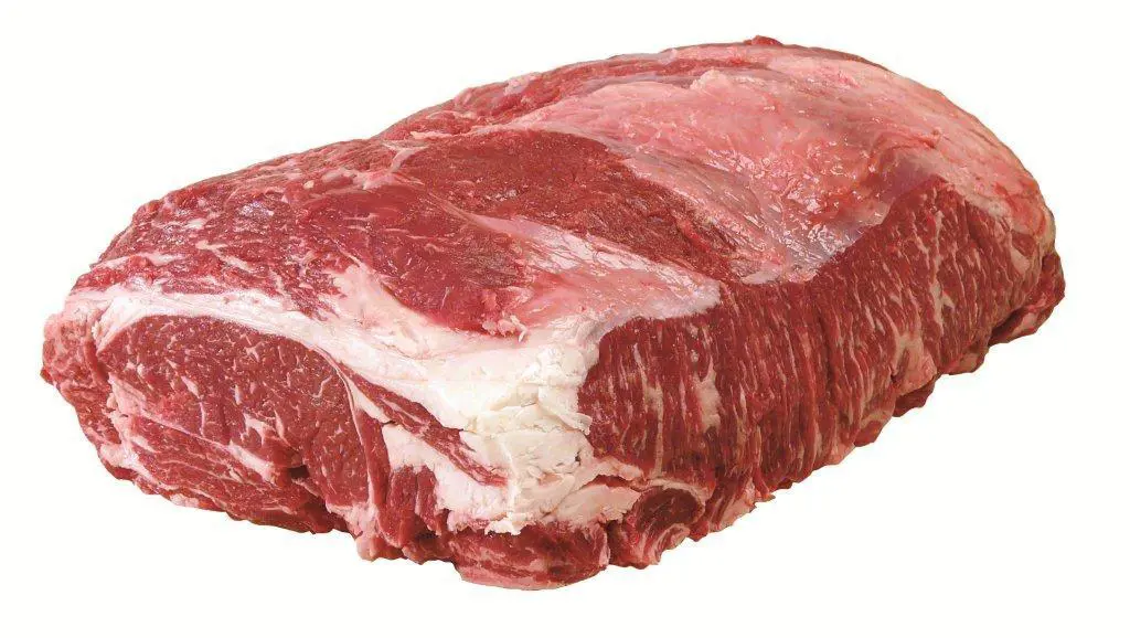 Cube Roll Di Reale Di Bue Nero 4/8 Kg