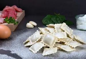 Ravioli alla Genovese (1 Pz x 1 Kg)